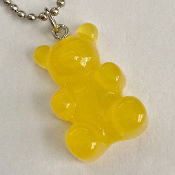 Gummy Bear Charm Necklace Pineapple Yellow Resin 19" Ball Chain Ardene NWT Cute - Picture 3 of 9